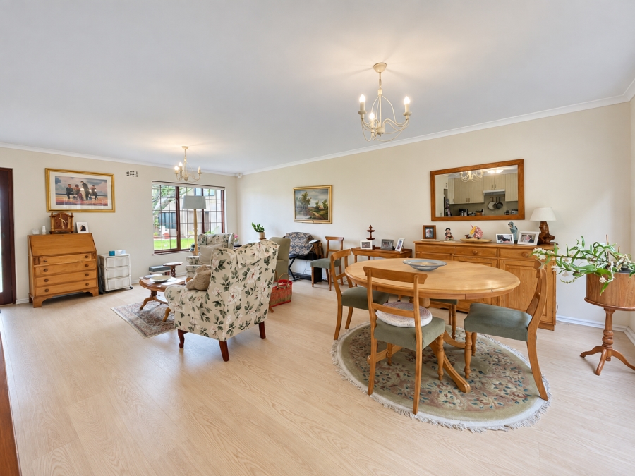 3 Bedroom Property for Sale in Heathfield Western Cape